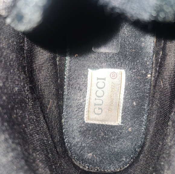 Gucci Black and Red High-Top Sneakers - Picture 5 of 5